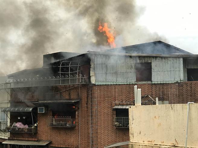 基隆市消防局统计去年火灾案件总计133件，造成2人死亡、7人受伤。（基隆市消防局提供／陈彩玲基隆传真）