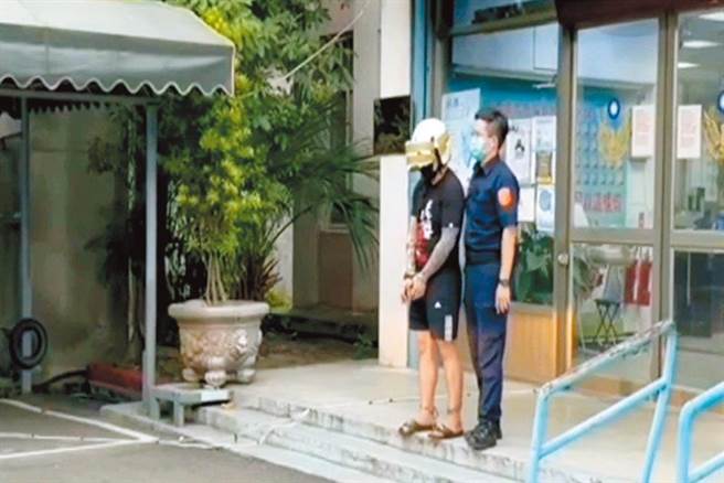 桃园市八德区徐姓男子去年7月疑似和老婆一起吃毒咖啡包后，徐竟以木制关刀、铜钱塞到老婆嘴中导致其死亡。（本报资料照）