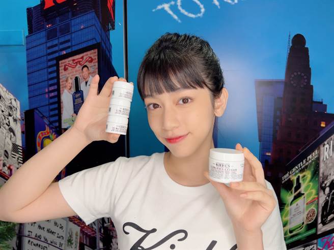 伊丽莎白雅顿、法国玛璃嘉兰、KIEHL’S契尔氏、belif推出乳霜产品，图中为KIEHL’S契尔氏冰河醣蛋白保湿霜。（邱映慈摄）