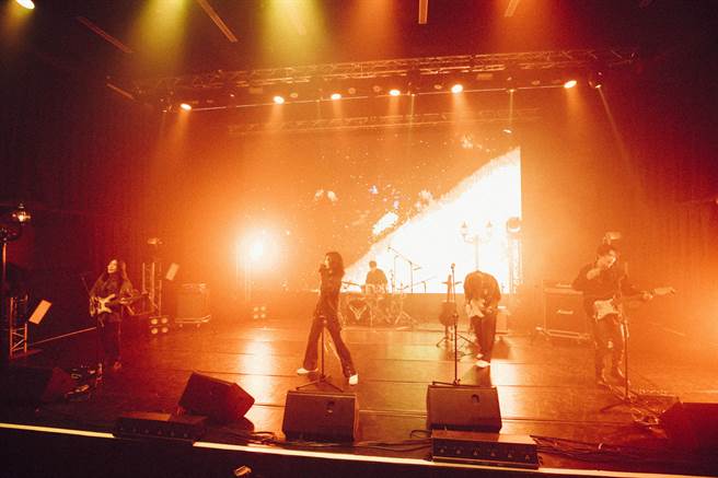 麋先生为《素还真》创作热血主题曲〈反骨归真〉。（相信音乐提供）