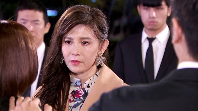 鄭仲茵在《天之驕女》又多了一個角色艷紅。（三立提供）