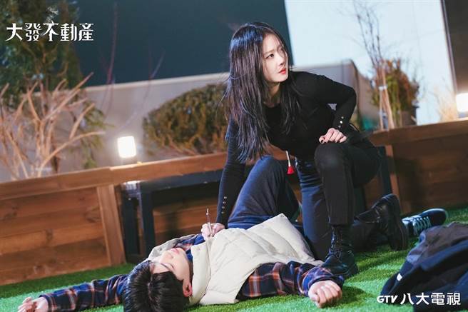 張娜拉分享《大發不動產》拍攝時非常冷。（八大綜合台提供）
