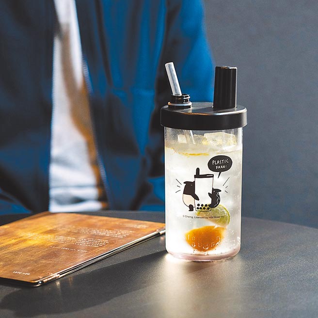 Elephant Cuppa環保減塑大象杯2代-馬來貘聯名款，PLASTIC FREE，849元。（Pinkoi提供）