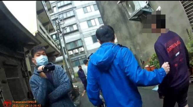 警方获报后不敢大意，立即组专案小组，不到4天逮捕5人到案。（翻摄照片）