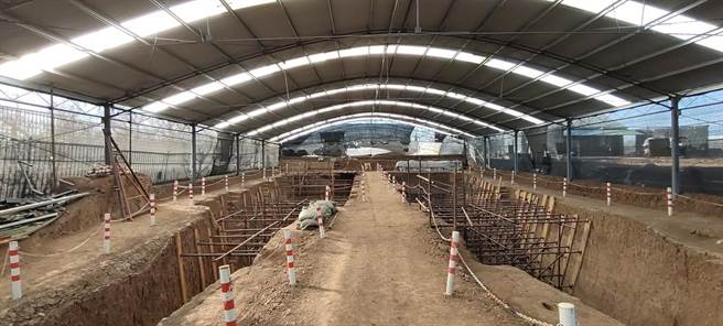 19、20號外藏坑的考古現場。（圖/方偉光提供）