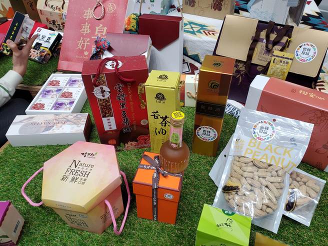 各式各样的云林良品。（周丽兰摄）