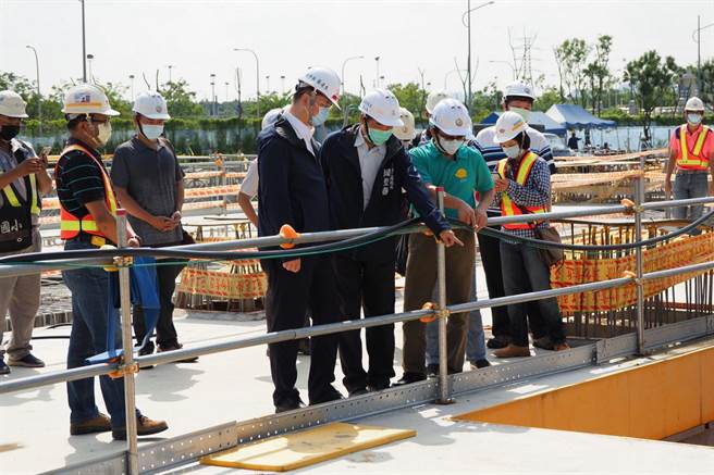 高雄市多面向工安督导策略奏效重大职灾创新低。（高雄市府劳工局提供／洪靖宜高雄传真）