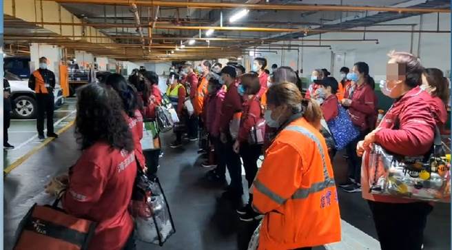 桃機前進指揮所下令，清潔外包公司航廈夜班人員全數送集中檢疫所集中隔離。(民眾提供)