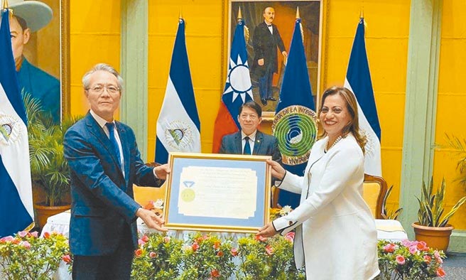 （图／外交部）