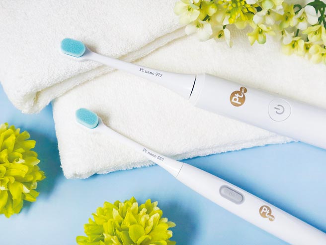 台隆手創館銷售冠軍，白金萬毛牙刷系列，490-3500元。（台隆手創館提供）