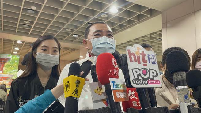 新北市长侯友宜表示，传出确诊个案后，立即展开快速疫调、扩大匡列採检，「目前为止状况都可以控制！」（叶书宏摄）