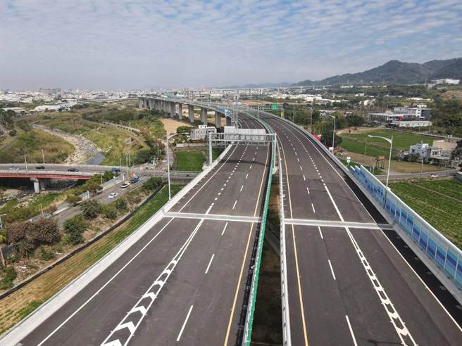 由潭子系統交流道往潭子交流道。（高速公路局提供／王文吉台中傳真）