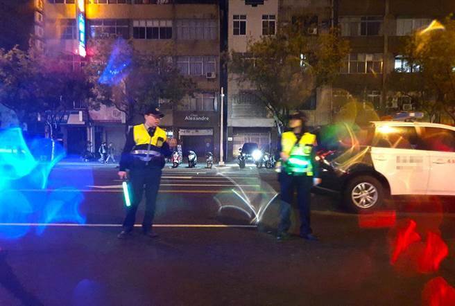 羅姓男子酒駕被抓，測出2.5毫克異常酒測值，高雄高分院認為，員警當時蒐證有瑕疵，當下就該改用其他儀器重測，仍判羅男無罪，不得上訴。（本報資料照片／袁庭堯高雄傳真）