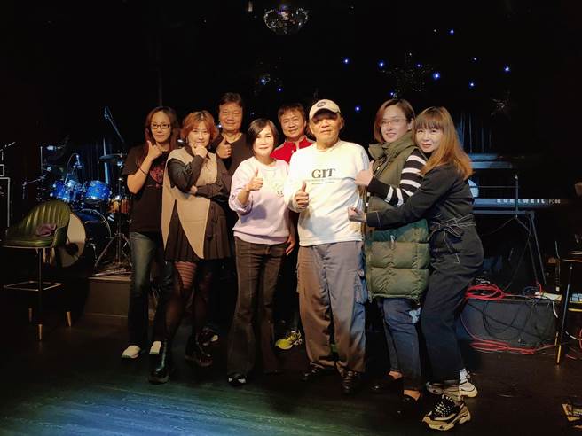 官靈芝將重回暌違5年的Live House演出。（獨一無二娛樂文化提供）