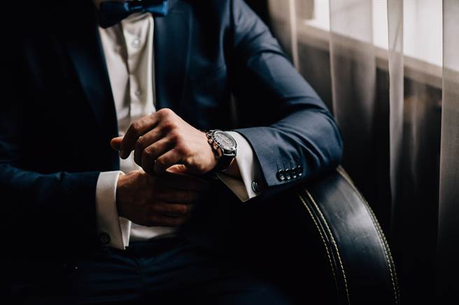 摩羯座、天蝎座和狮子座的人野心很大，工作也很有拚劲，因此最有机会成为富豪。(示意图/达志影像)