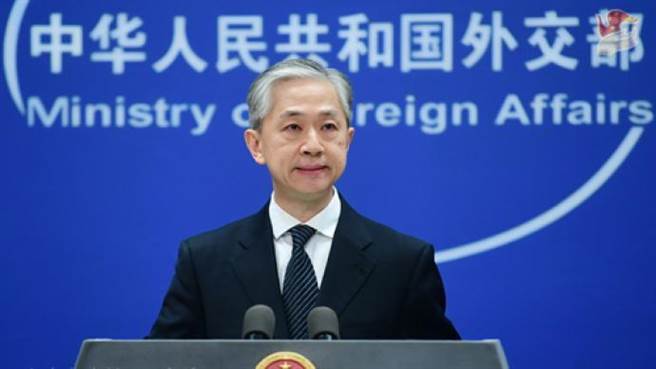 中国外交部发言人汪文斌指美方迫使跨国企业选边站队是赤裸裸政治胁迫。（中国外交部网站资料照）