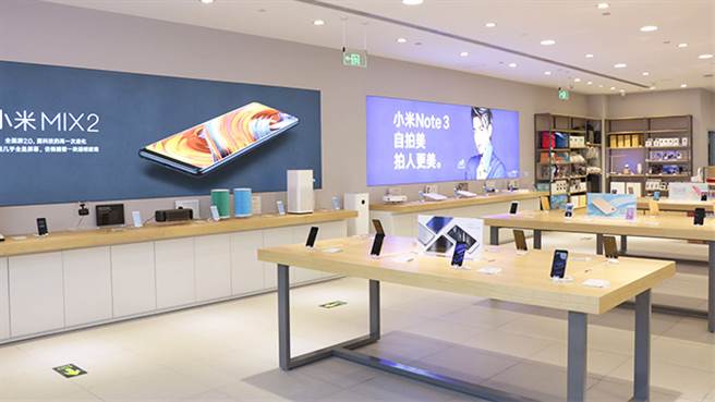 小米重申从来没有，将来也不会限制、回传或阻隔手机用户的任何个人行为，例如搜寻、打电话、浏览网页或使用第三方通讯软体。（翻摄小米官网）

