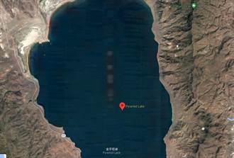 湖底藏美軍秘密基地？谷歌地圖拍到超巨黑影引熱議