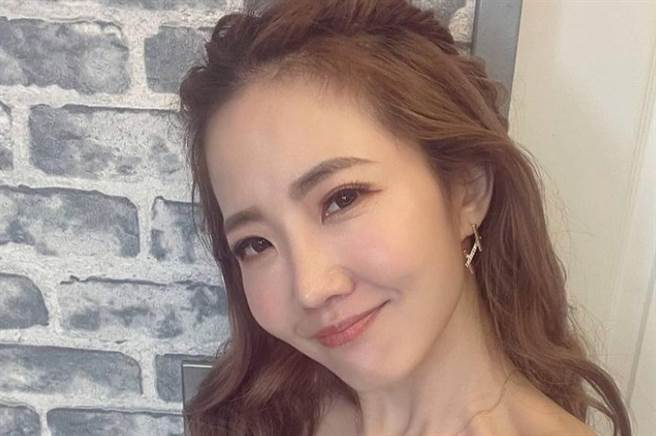 謝忻積極復出，近來事業愛情兩得意。(圖/翻攝自謝忻IG)