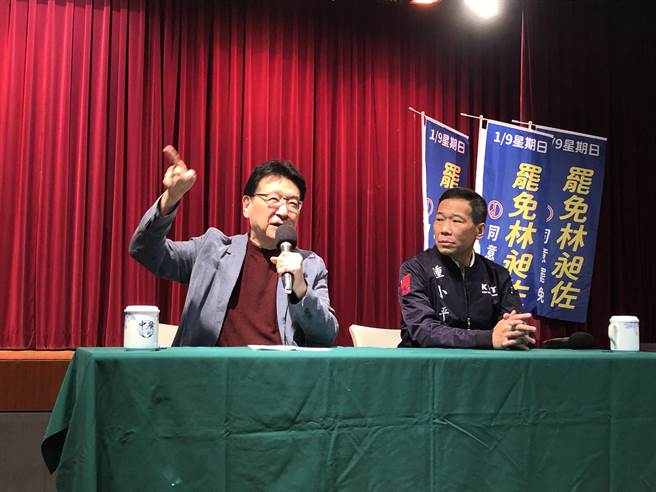 陳時中昨表示，若以確診者占人口比例，「法國情況比美國還嚴重」，趙少康轟陳時中「講什麼鬼話」。（楊亞璇攝）