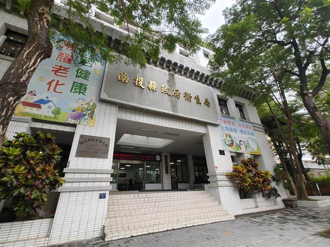 現在傳出有歌友會成員採檢完後透漏，有南投旅遊史，對此中央流行疫情指揮中心仍未掌握，南投縣衛生局則表示，沒接到中央指示，但嚴正以待呼籲民眾做好防護。（吳建輝攝）