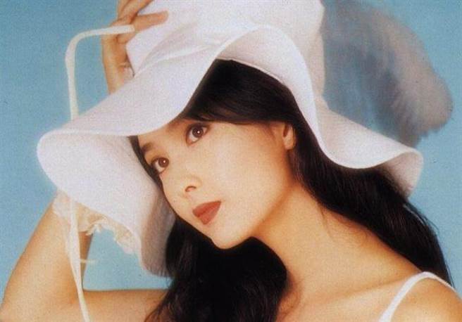 周慧敏以高顏值和绝佳气质被封为「玉女掌门人」。(图/翻摄自周慧敏IG)