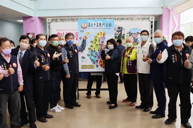 嘉邑行善团创立「心桥志工团」，宣告行善团未来不只是造桥，更是造心桥、铺心路。（吕妍庭摄）