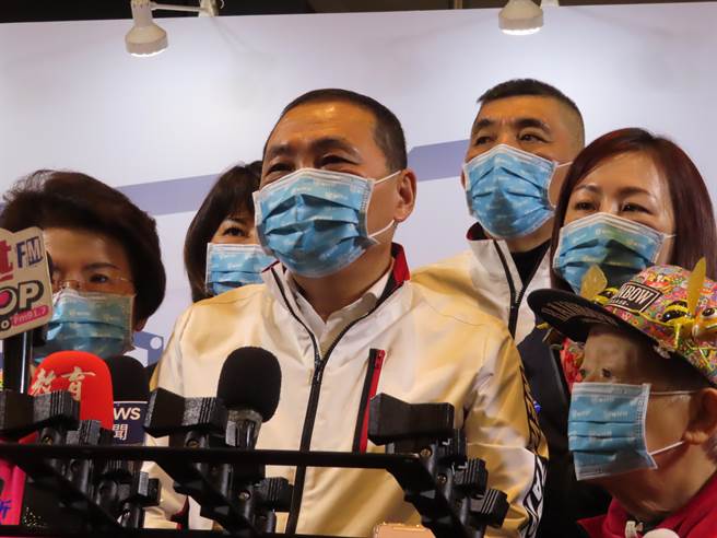 中央防疫旅馆体检完成要等到3月 侯友宜直呼「太慢了」。（叶德正摄）