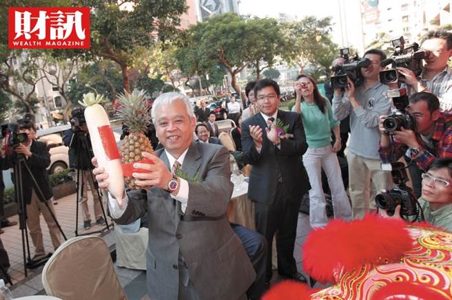 根据《财讯》报导，西华饭店在2021年最后一天无预警宣告即将熄灯，震撼市场，也让外界得知饭店经营无比艰辛，卖掉、重建比比皆是，业者苦叹黑暗隧道内见不到光。(图/财讯提供)