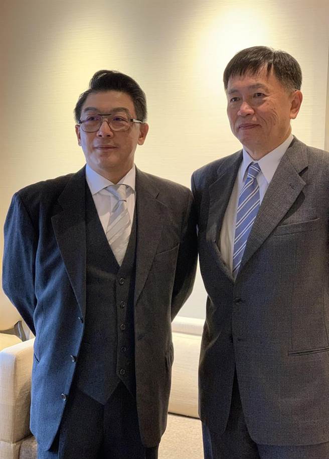 和泰產險順勢成長，市占排名晉升第六，和泰產董事長蔡伯龍(右) 、和泰產總經理莊瑞德。圖/黃惠聆
