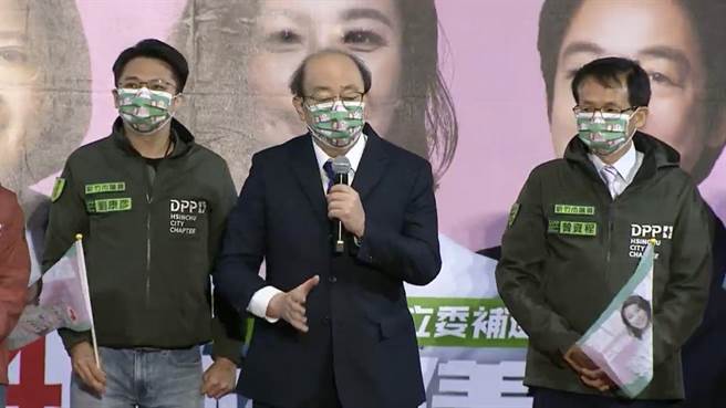 柯建銘直指顏寬恒是妨礙地方發展的大山，呼籲大家齊力移山。（王文吉攝）