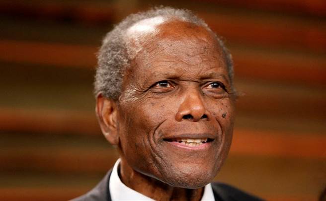 世界第一位奧斯卡黑人影帝薛尼鮑迪（Sidney Poitier）7日傳出死訊，享耆壽94歲。(圖/ 摘自推特)