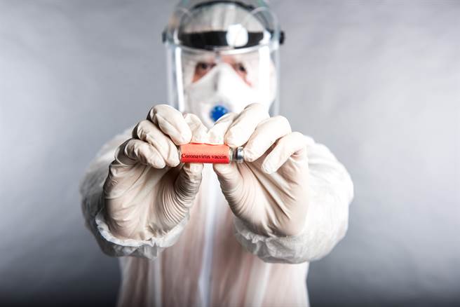 台湾本土疫情快速拉警报，近日接连传出多起变种病毒Omicron本土确诊案例。(示意图/shutterstock)
