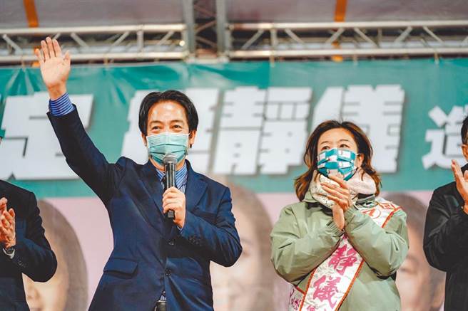 副總統賴清德（左起）力挺民進黨台中二選區立委補選候選人林靜儀。（林靜儀競選總部提供／林欣儀台中傳真）