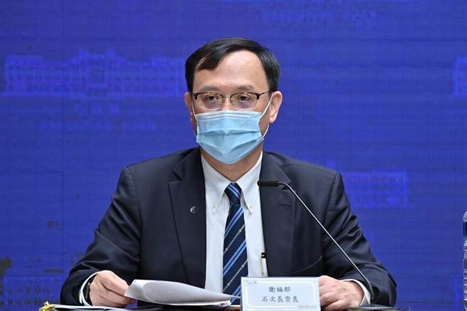 衛福部常務次長石崇良在去年本土疫情爆發時，語出驚人稱萬華就是破口，引發軒然大波。(圖／行政院)