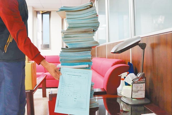 开夫车欠2千多笔ETC费达64万元，创全国最高。（彰化分署提供／吴敏菁彰化传真）