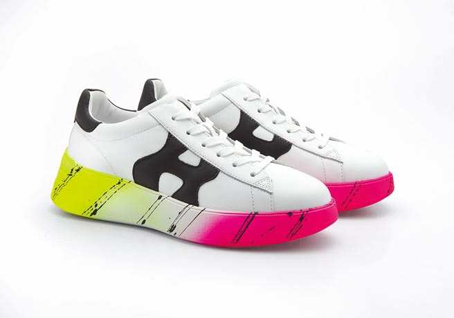 Hogan台湾限定款Rebel萤光皮革女士休閒鞋1万9600元。（Hogan提供）