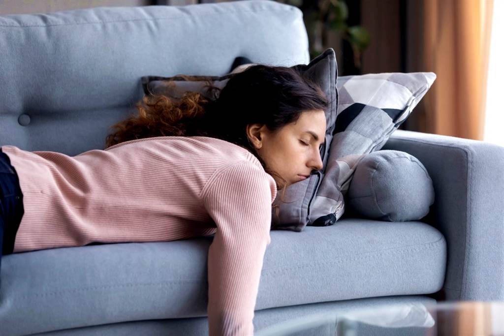 英国睡眠慈善基金会（The Sleep Charity）执行长阿蒂丝（Lisa Artis）表示，午睡有4大坏习惯要改，才能睡得好，又不影响晚上睡眠。（示意图／shutterstock）(photo:ChinaTimes)