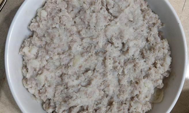 李復甸》马铃薯泥蒸肉 营养又清爽！照片来源：作者提供。
