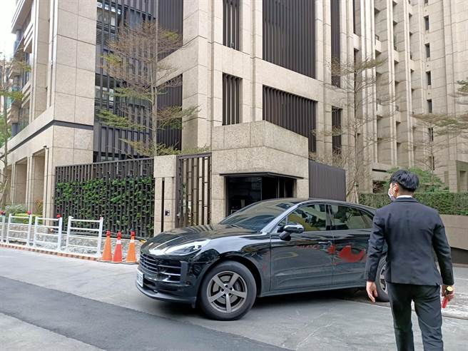 王力宏今中午离开吾彊。（尤嬿妮摄）