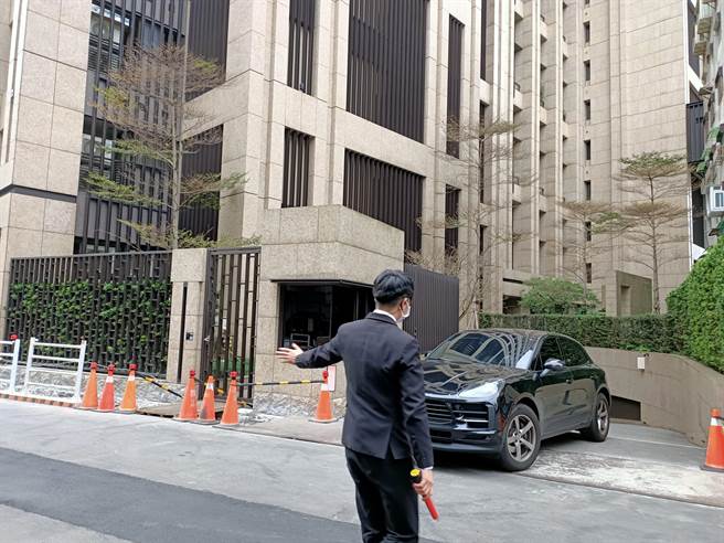 王力宏今中午离开吾彊。（尤嬿妮摄）