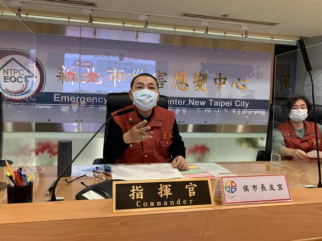 新北市长侯友宜呼吁中央，疫苗施打踊跃，应尽快盘整量能，别让疫苗短缺。（资料照/叶德正摄）