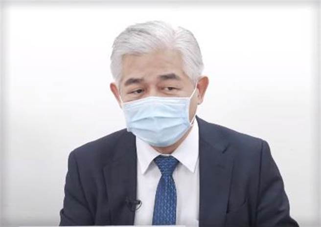 《中國時報》總編輯王銘義分析蔡英文2022年的三大政治任務。（圖／翻攝自中時新聞網直播）