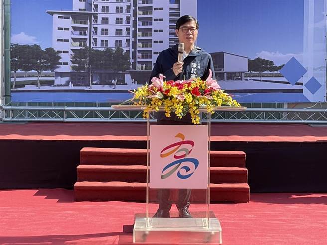 台中第二选区立委补选及立委林昶佐罢免案的结果相继出炉，高雄市长陈其迈对于北、中2场选举发表相关谈话，除了恭喜林静仪当选外，也呼吁应该停止报復性罢免。（本报资料照片）