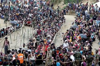 孟加拉洛興雅難民營大火 數千人無家可歸
