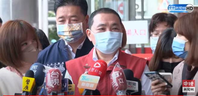 新北市長侯友宜今接受媒體採訪。（圖片摘自中時新聞網Youtube）
