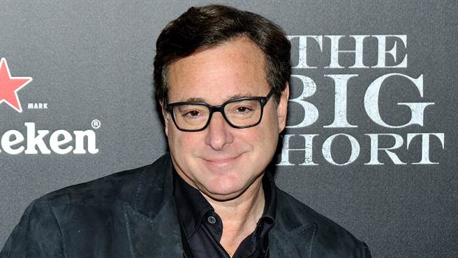 美国知名喜剧演员鲍伯萨格（Bob Saget）9日被人发现陈尸在饭店内，享寿65岁。（图／达志影像）