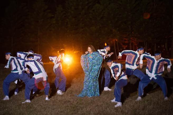 A-Lin日前拍摄新歌〈ROMADIW〉MV。 （索尼音乐提供）