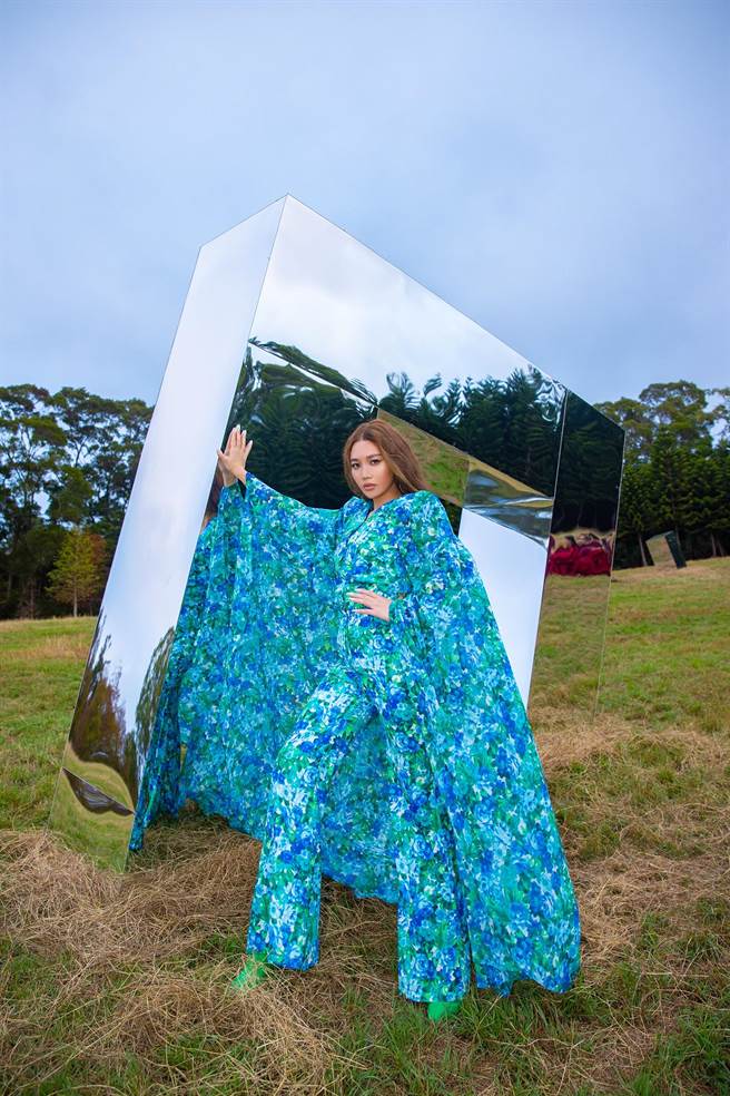 A-Lin日前拍摄新歌〈ROMADIW〉MV。 （索尼音乐提供）