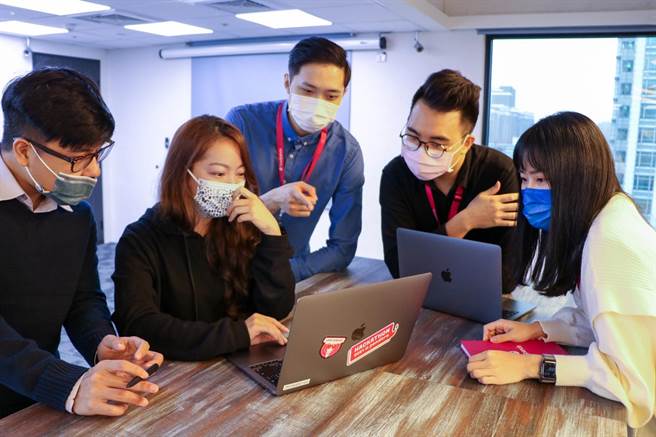 foodpanda 宣布加碼投資 6 億台幣建置全球創新研發基地，並徵求百名軟體開發人才，以展現打造全方位生活應用平台的企圖心。(foodpanda提供)